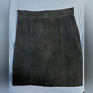 Ladies Genuine Suede Leather SKIRT, size 10